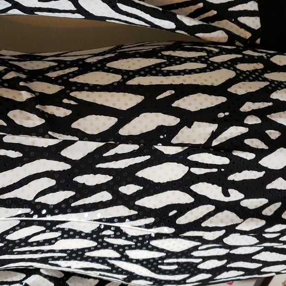 NEW Cache Sequin Animal Print Dress Evening Elegant Celeb Style Luxury Date - Picture 8 of 14